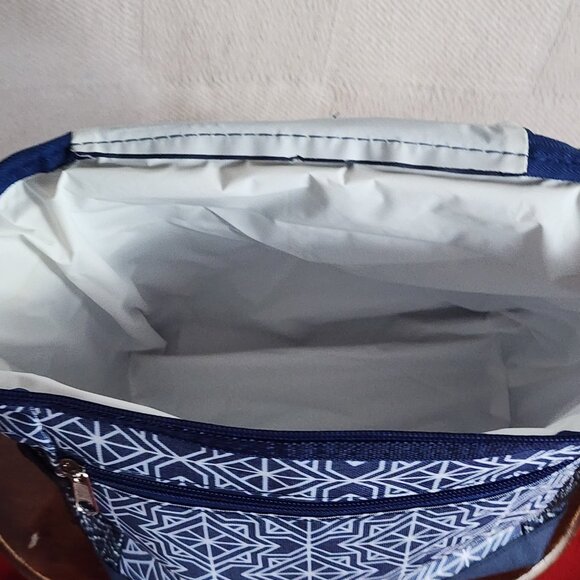 True Living Outdoors Blue White Triangle Pattern 12 Can Soft Side Carry Cooler - Picture 14 of 16